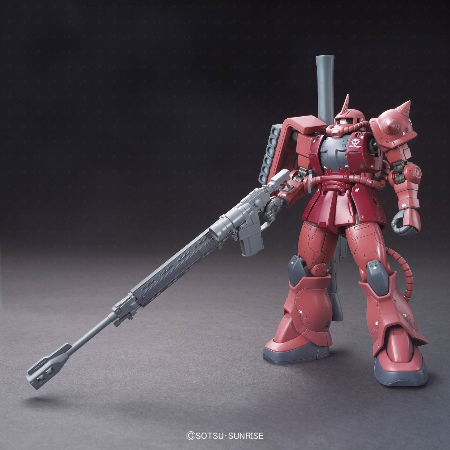 GUNDAM - Model Kit - Real Grade - MS-06S Zaku II - 13 CM