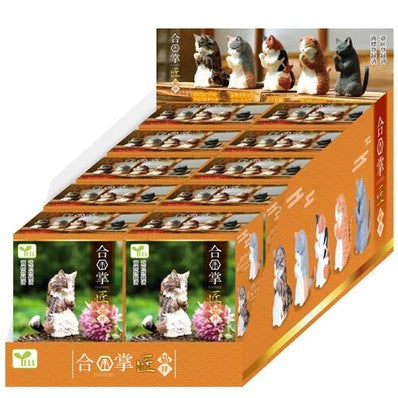 Adorabili Statuette Gatti Gassho Takumi: Set 10 Pezzi da Collezione Giapponese