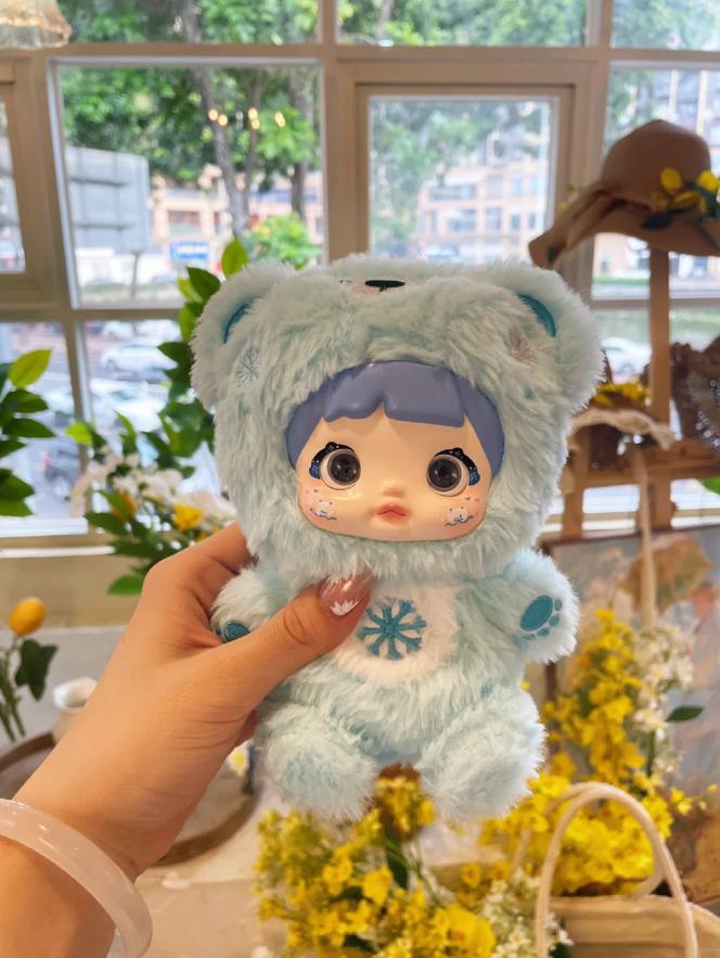 https://static.toybox-distribution.com/img/no-cat/full/523727-1.jpg