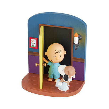 Snoopy's Porta Segreta: Mini Figure da Collezione, Ogni Scatola una Sorpresa!
