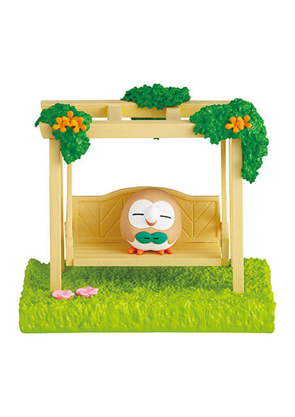 Giardino Pokémon: Scena Pomeridiana con Raggi di Sole, Set Miniature da Collezione