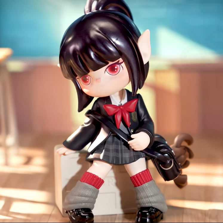 Suri Colorata Serie Ragazze Blind Box: Figure Collezionabili a Sorpresa PVC