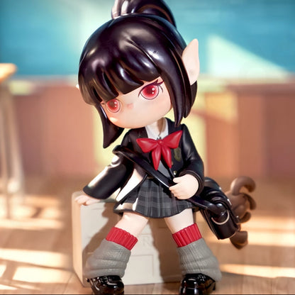 Suri Colorata Serie Ragazze Blind Box: Figure Collezionabili a Sorpresa PVC