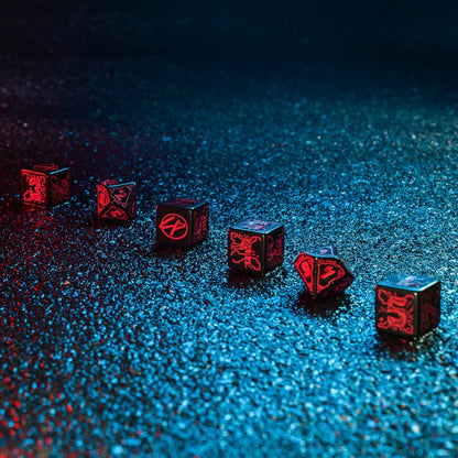 Set Dadi Essenziali Cyberpunk Red: Night City, 6 Pezzi, Neri e Rossi