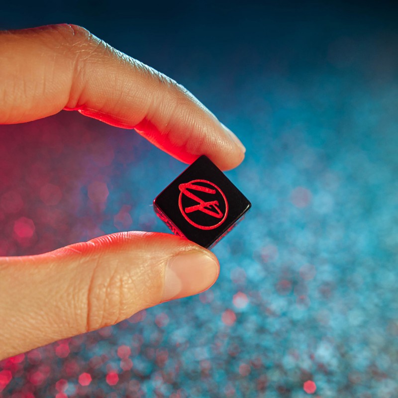 Set Dadi Essenziali Cyberpunk Red: Night City, 6 Pezzi, Neri e Rossi