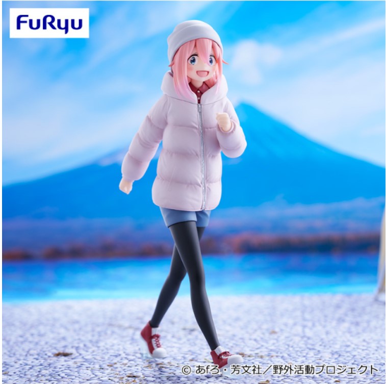 Statua Nadeshiko Kagamihara Yuru Camp Furyu 20cm PVC - Posa Iconica Try It
